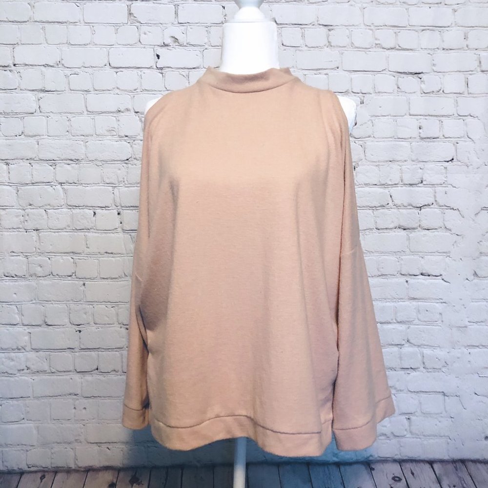 1. State Cold Shoulder Super Soft Top